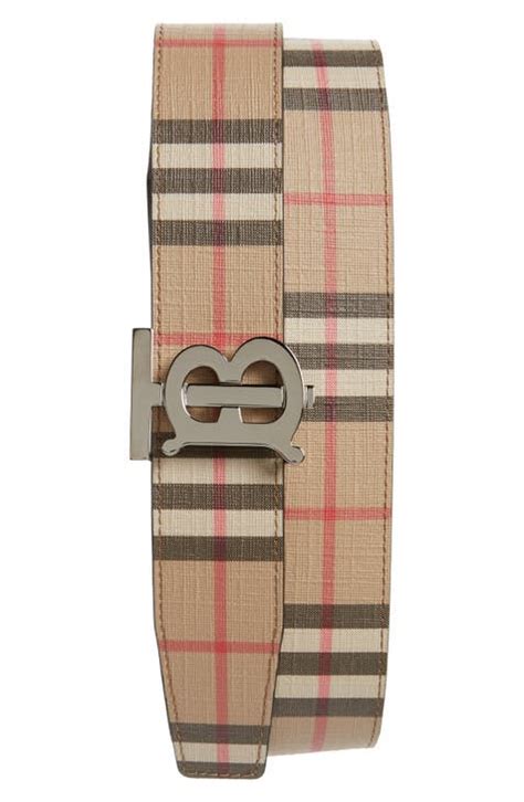 wearing Burberry belt men